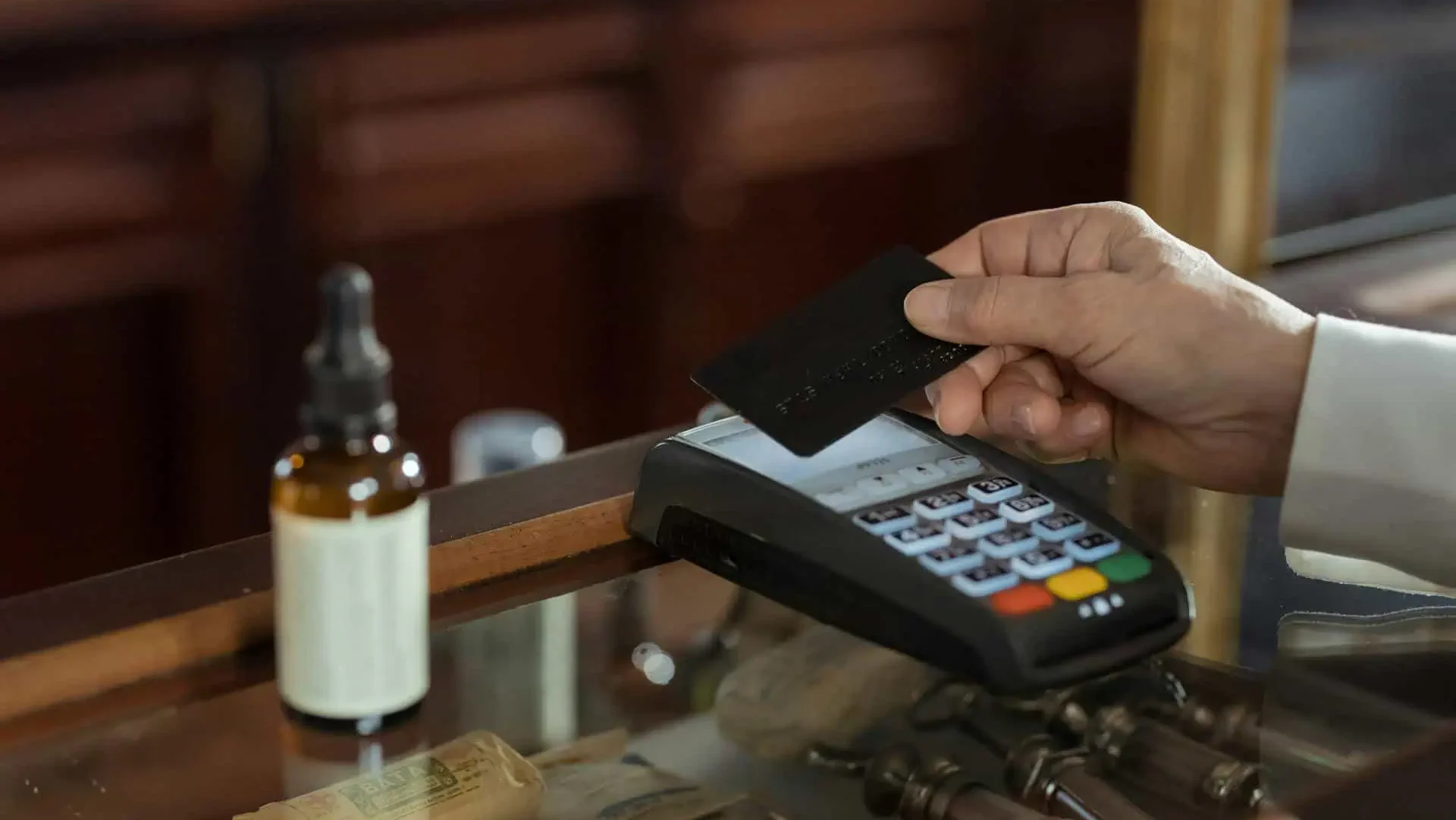 pexels-cottonbro-8657363 How to install a credit card machine