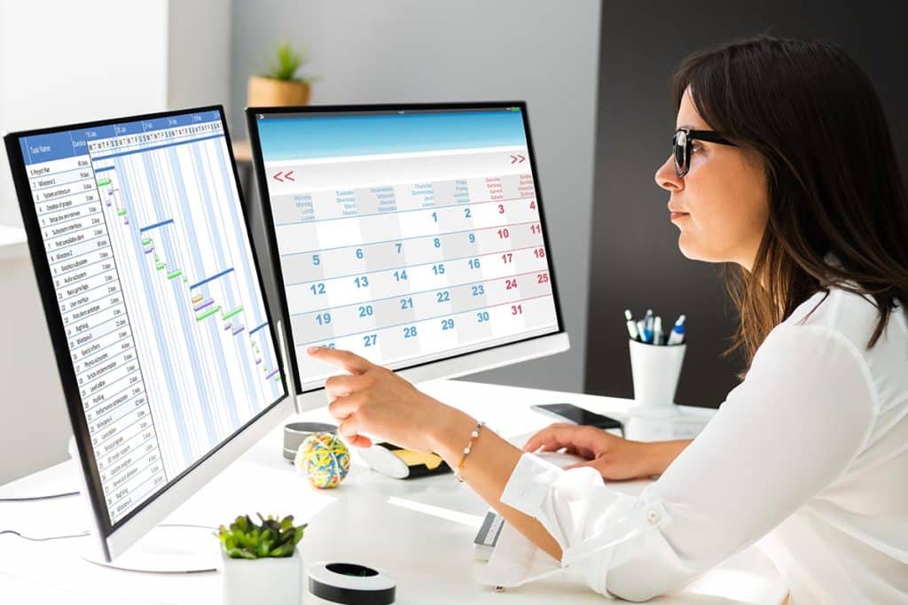 Managing business cash flow
