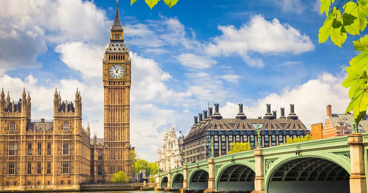 Top 50 landmarks in the UK: a journey through history and culture